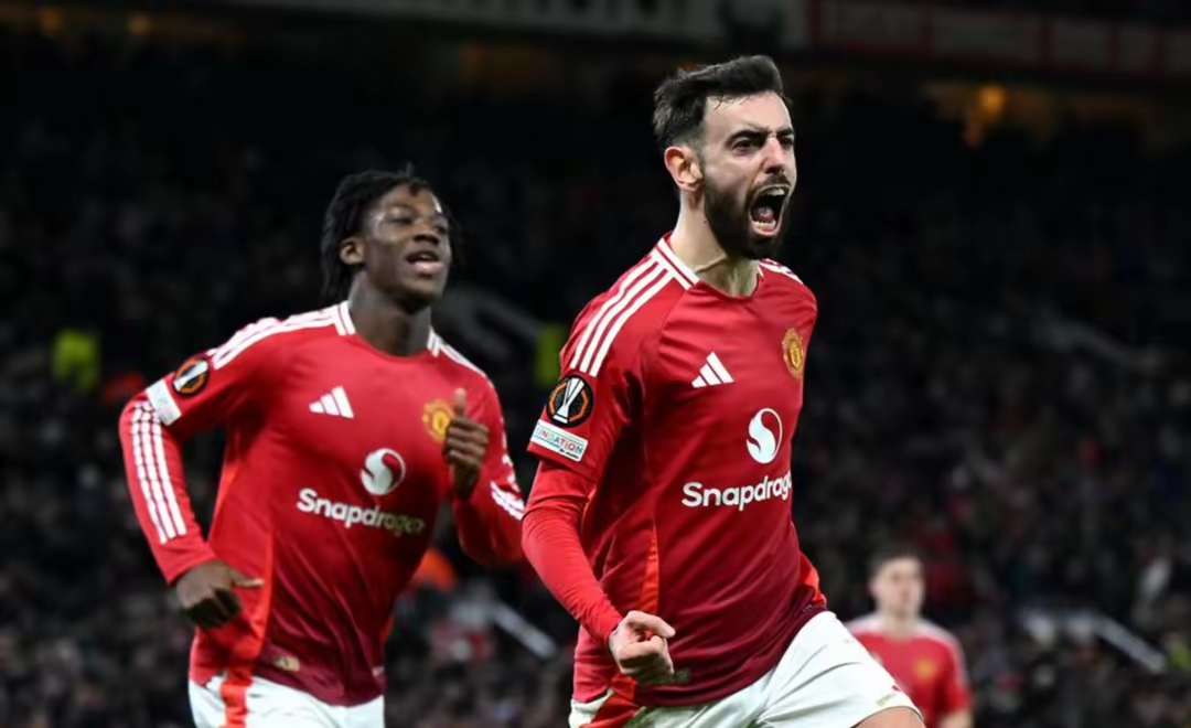 赛前体能课后，罗马迎来里程碑备战欧联，压力陡增，阵容厚度经受考验(罗马欧联杯名单)