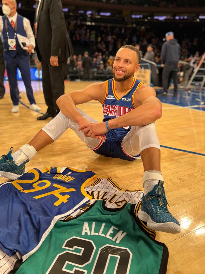 满冠体育子公司-萨克拉门托国王训练开放日，赛前远射贴柱引欢呼，CBA季后赛在即，更衣室氛围转暖的简单介绍